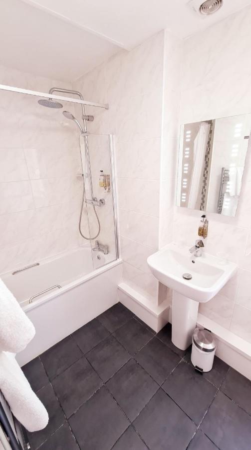 Farnham House Hotel Экстерьер фото