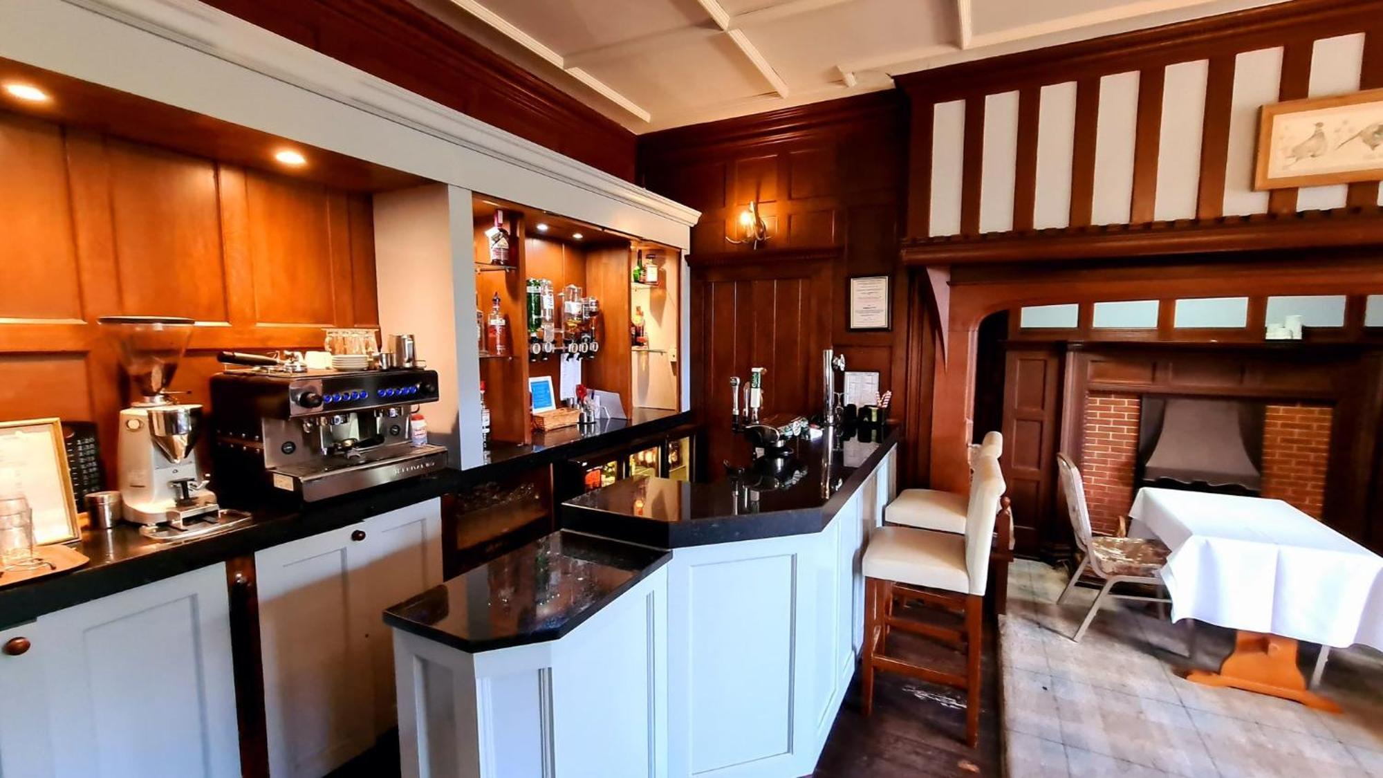 Farnham House Hotel Экстерьер фото