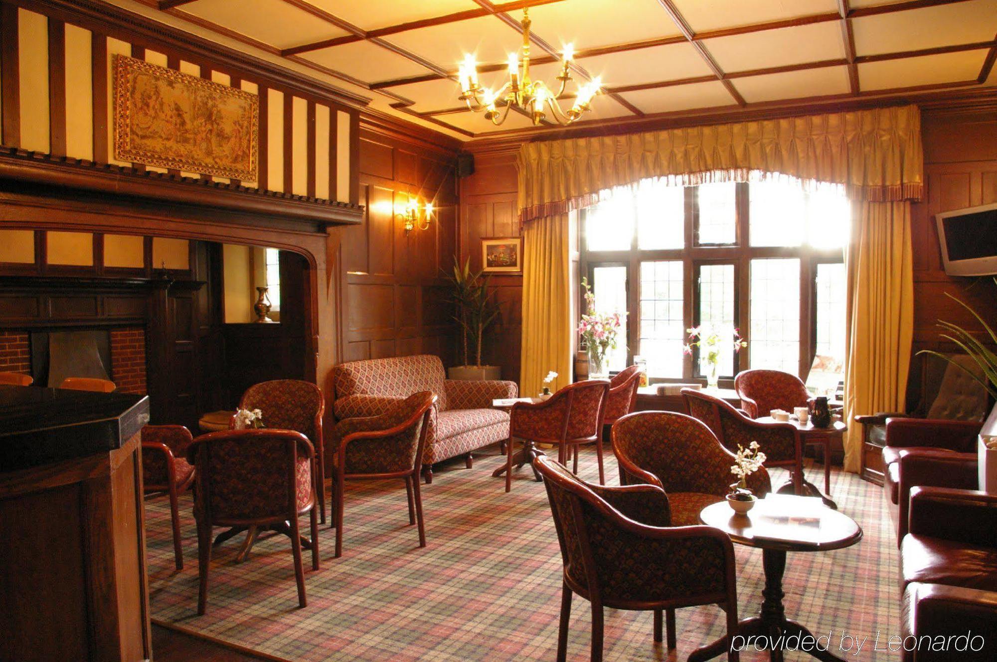 Farnham House Hotel Интерьер фото