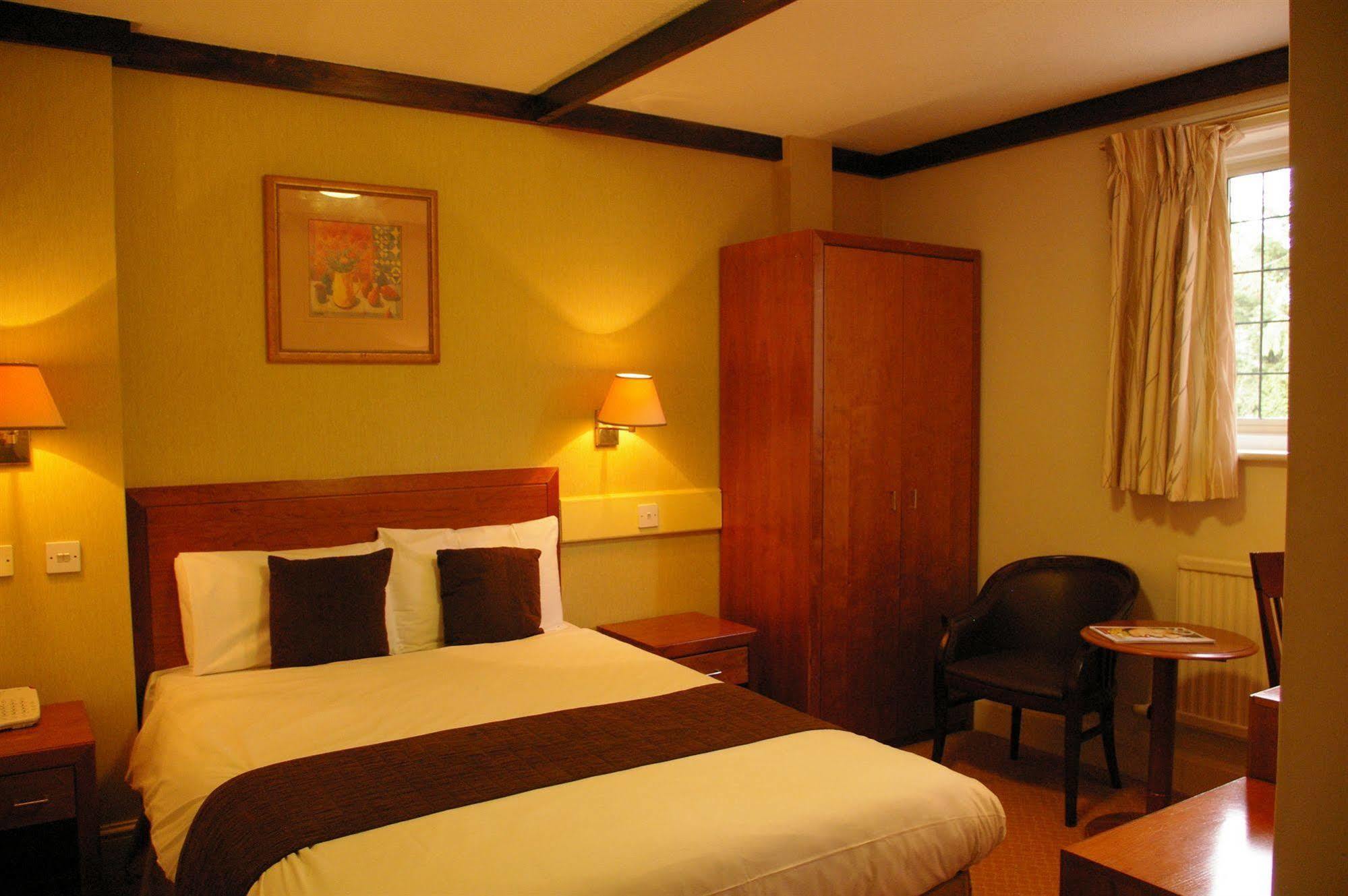 Farnham House Hotel Экстерьер фото
