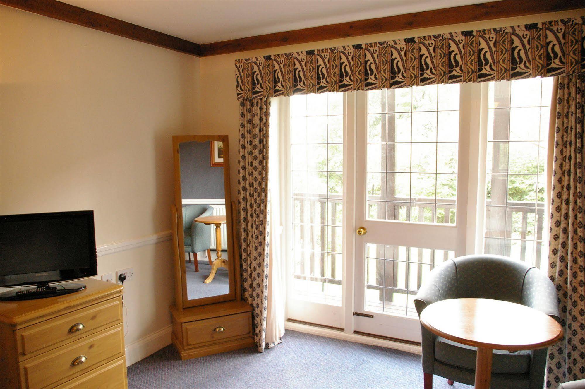 Farnham House Hotel Экстерьер фото