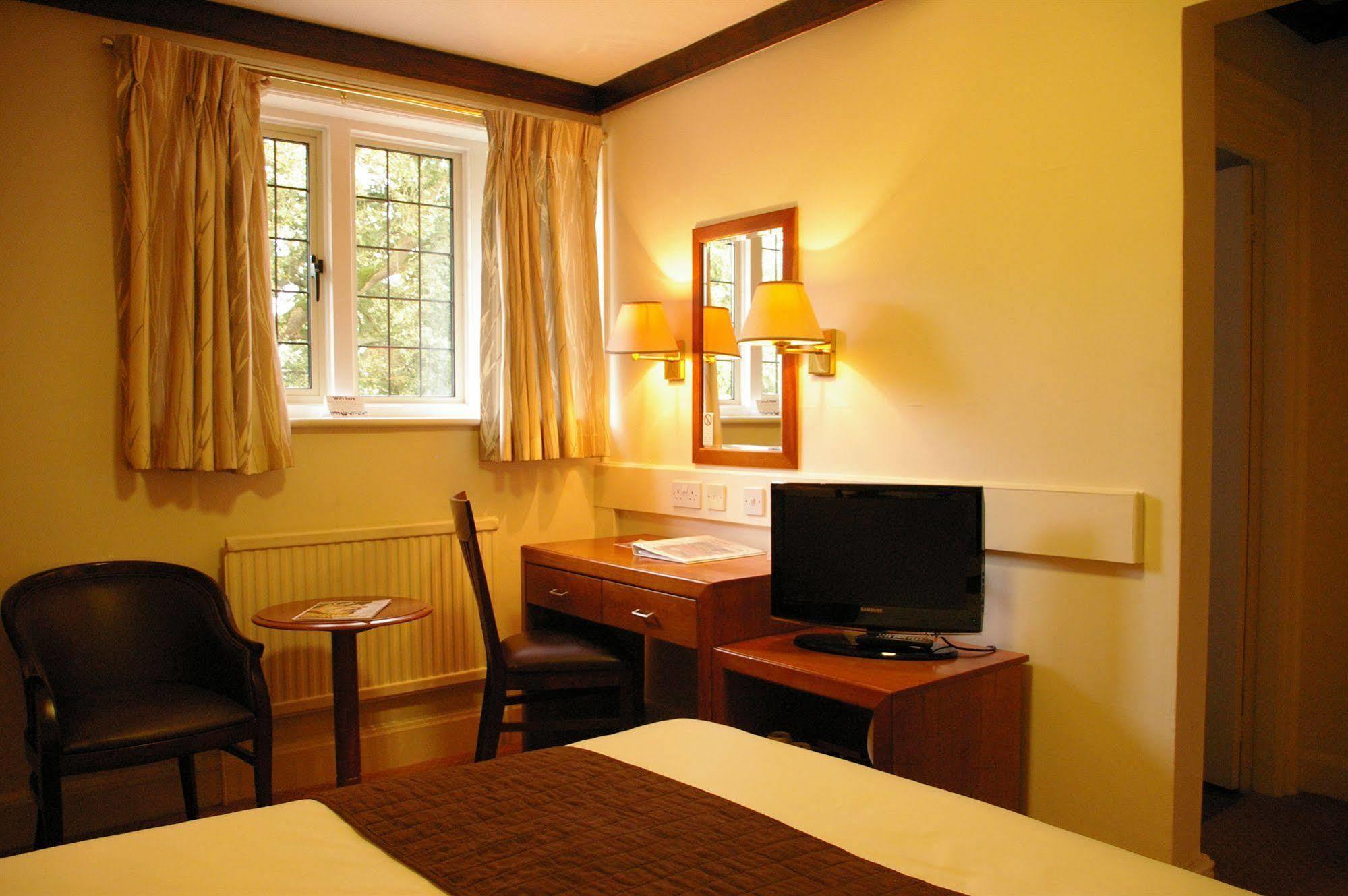 Farnham House Hotel Экстерьер фото