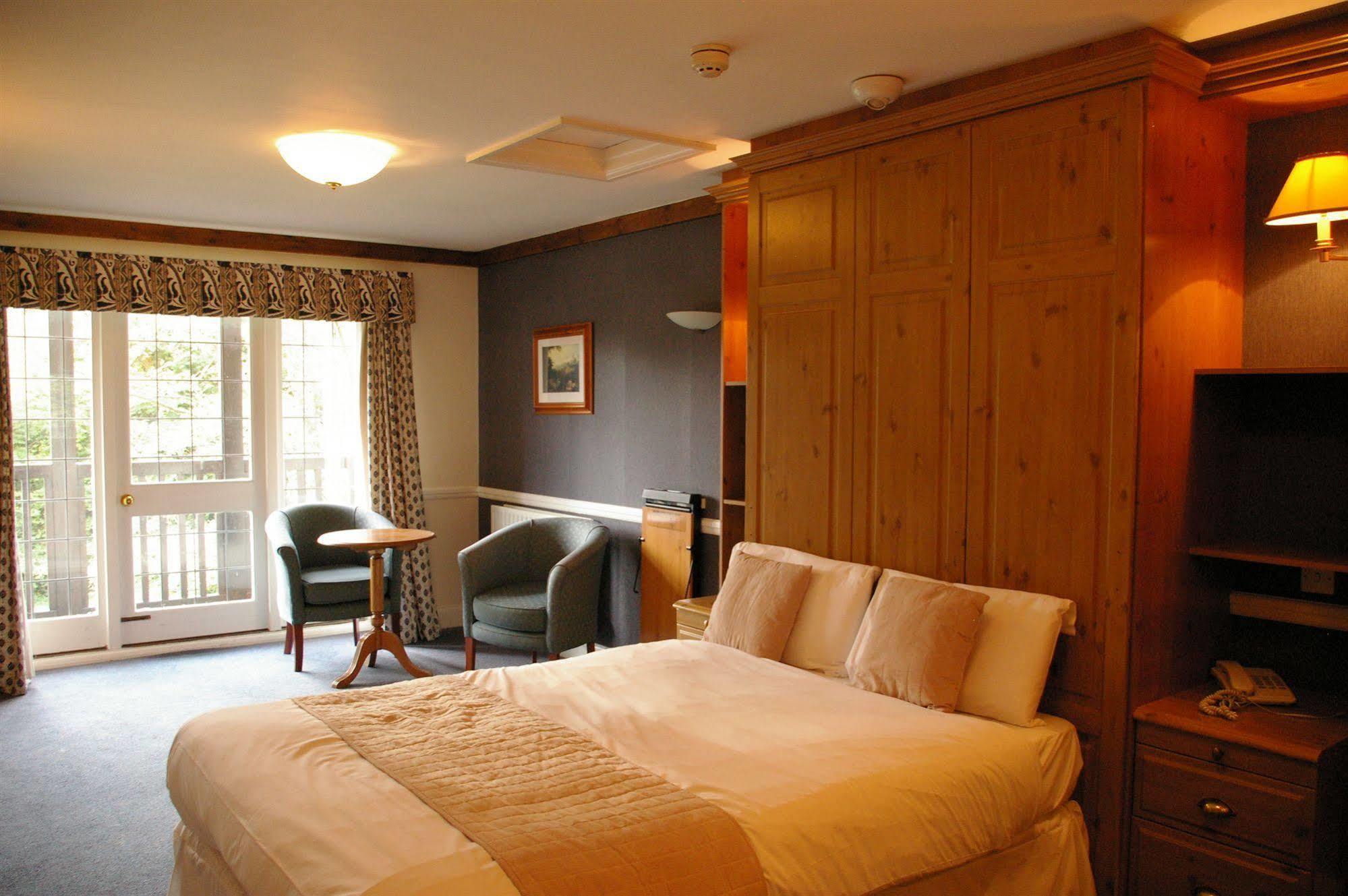 Farnham House Hotel Экстерьер фото